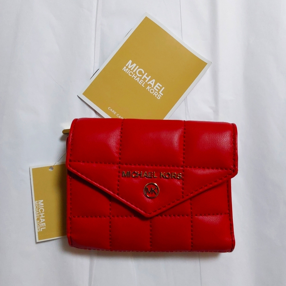 Michael Kors Jet set charm trifold wallet NWT